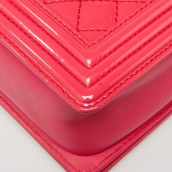 Chanel Pink Quilted Patent Leather Large Boy Bag - Picture 5 of 9